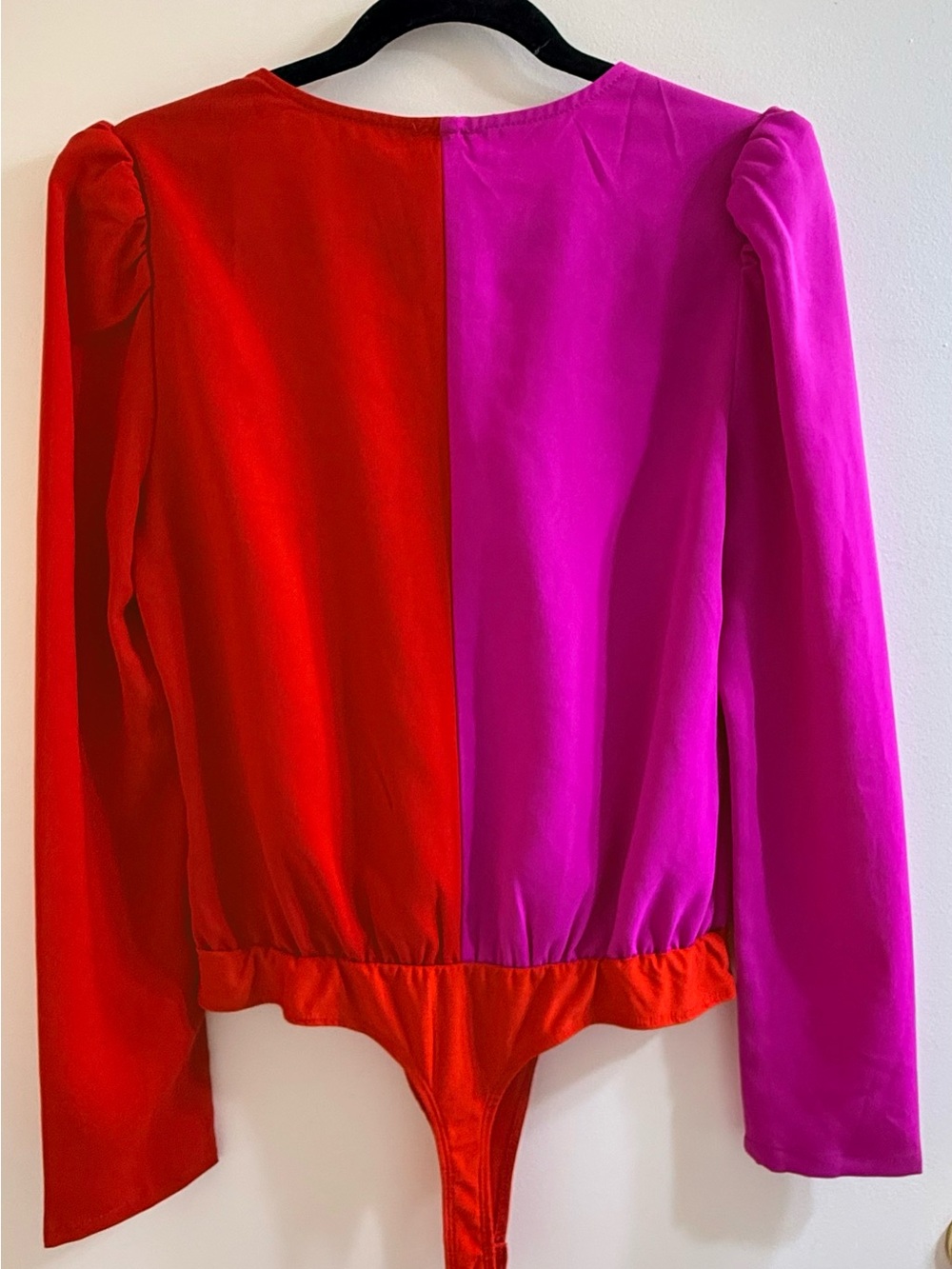 TCEC Two-Tone Pink and Red Long Sleeve Surplice Wrap Bodysuit - Size L - Picture 4 of 10
